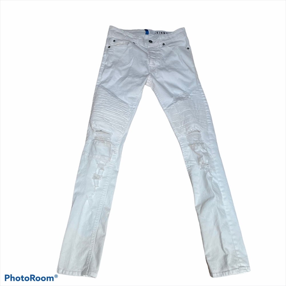 Divided distressed skinny jeans